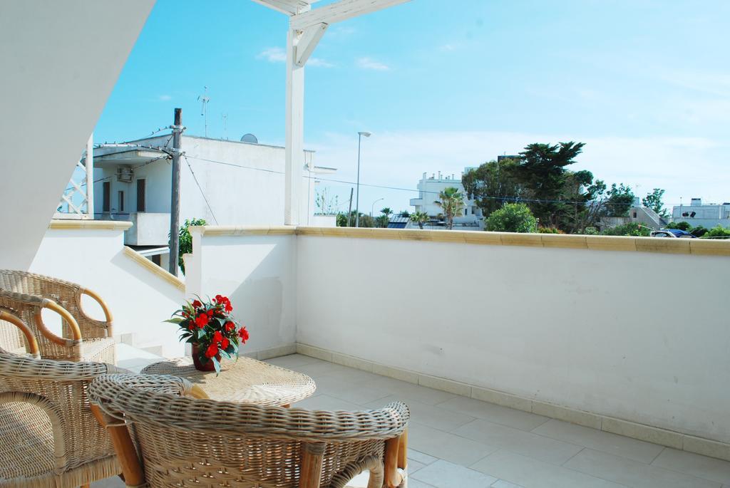Dimora Il Girasole Hotel Torre San Giovanni Ugento Exterior foto